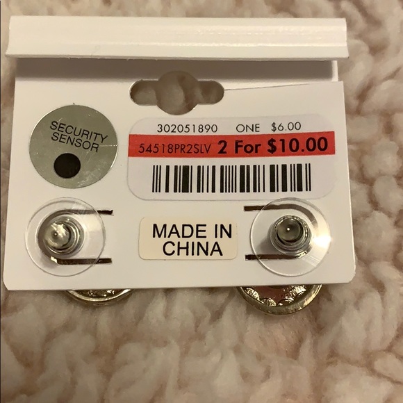 Charlotte Russe Earrings - Picture 3 of 3